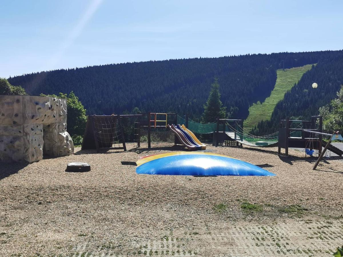 Hotel Cervenohorske Sedlo Loučná nad Desnou Eksteriør billede