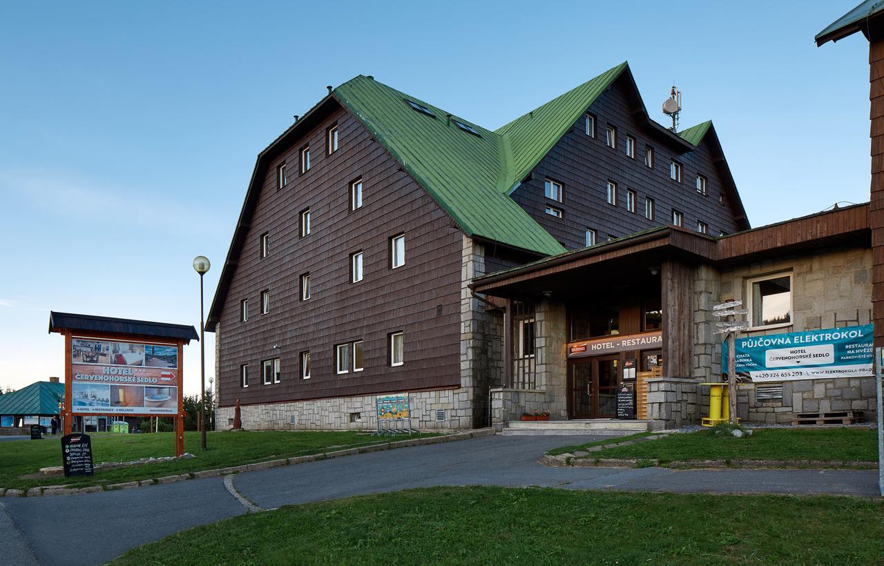 Hotel Cervenohorske Sedlo Loučná nad Desnou Eksteriør billede