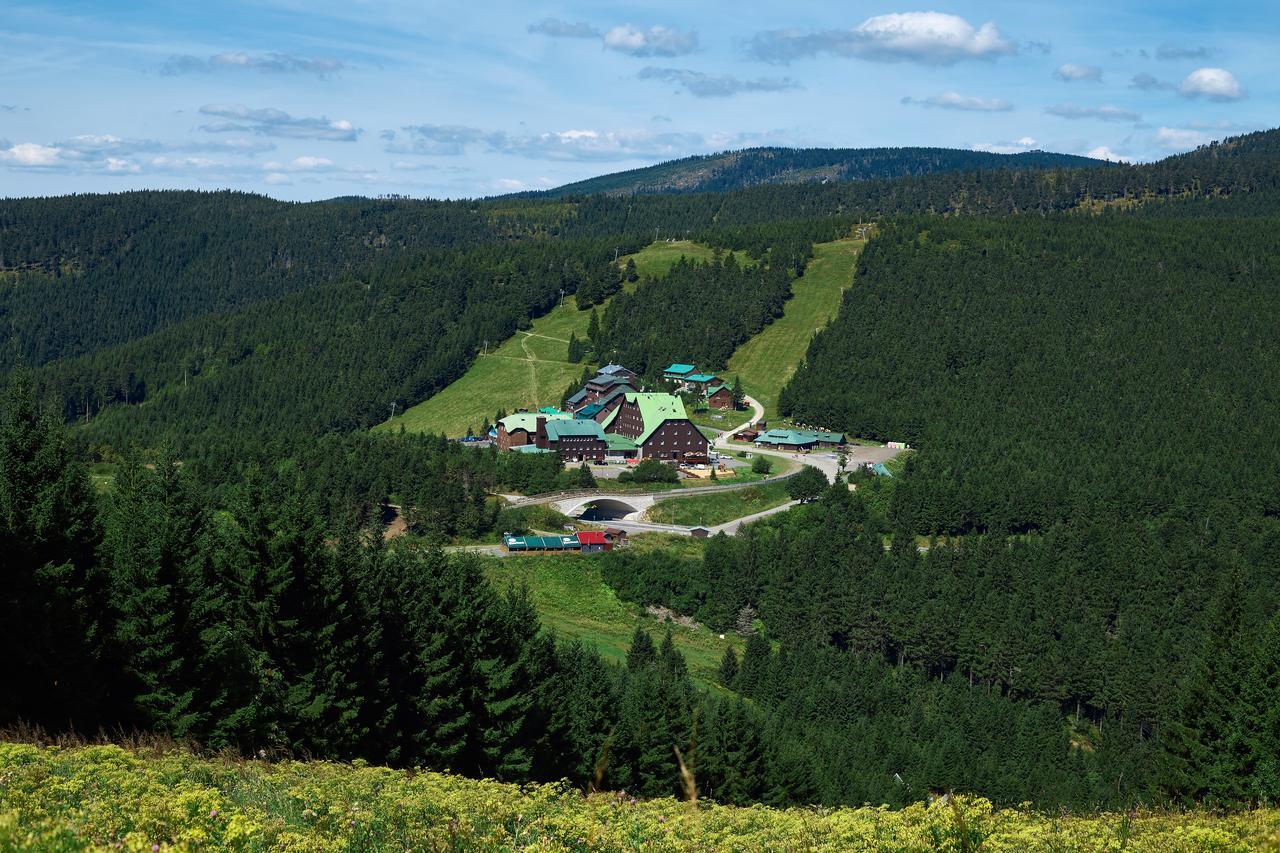 Hotel Cervenohorske Sedlo Loučná nad Desnou Eksteriør billede